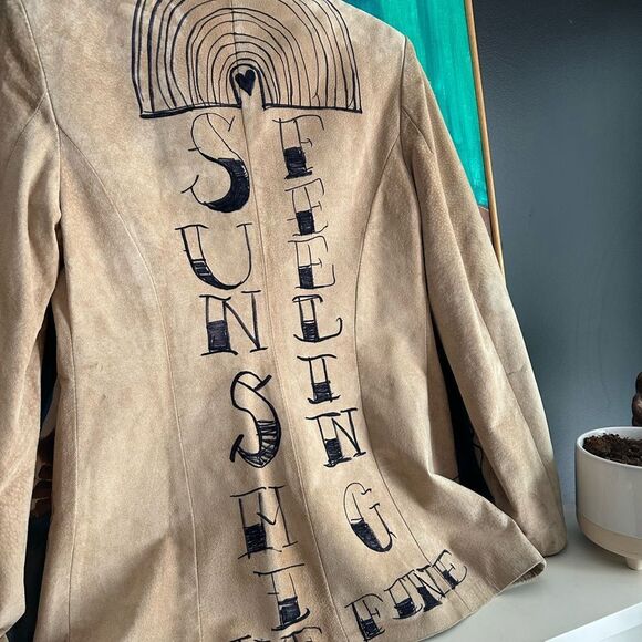 Danier Tan Leather Jacket with Floral Design Hand Drawn Small - Picture 15 of 16